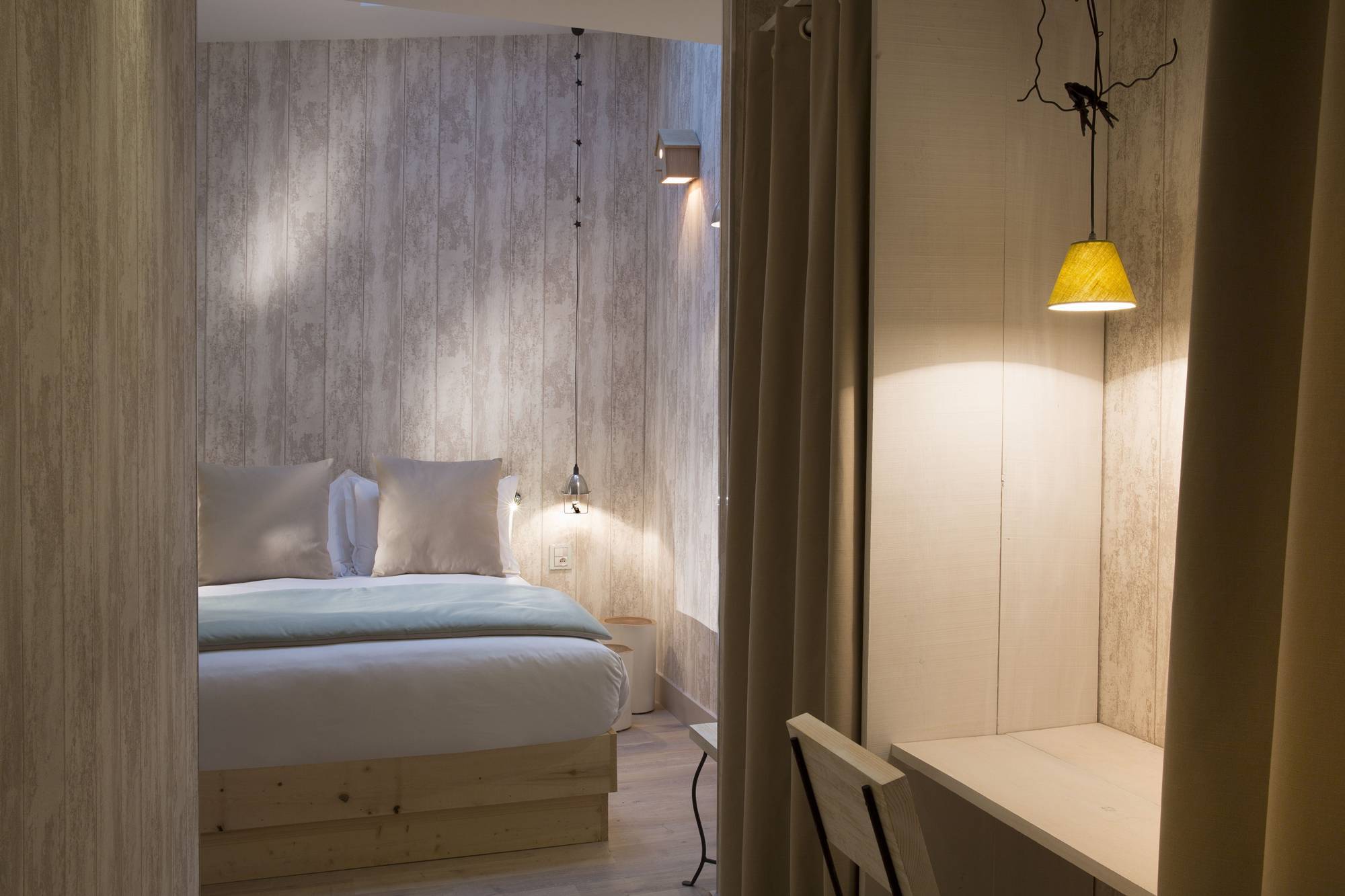 Les Plumes Hotel Paris Værelse billede